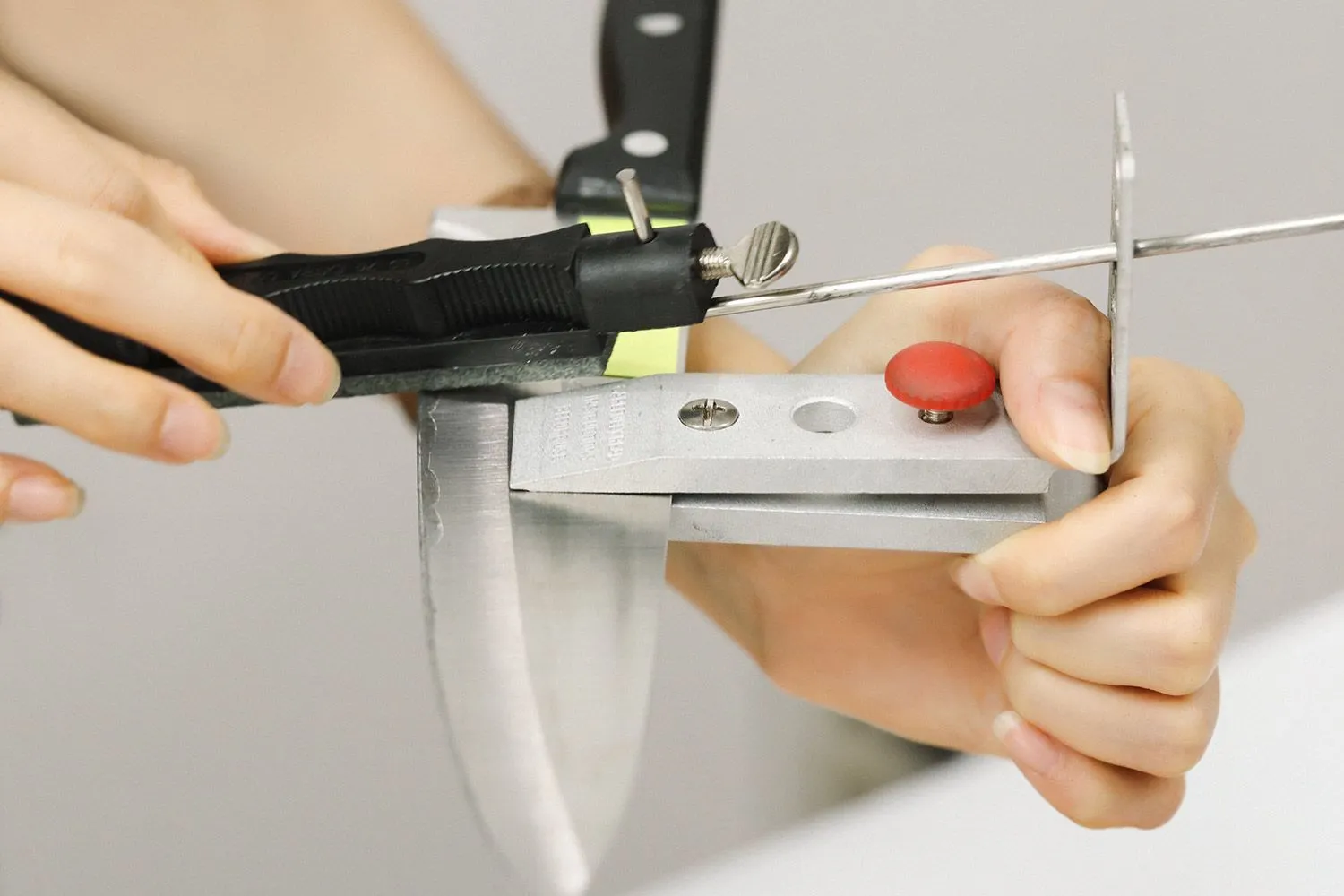Lansky sharpening system