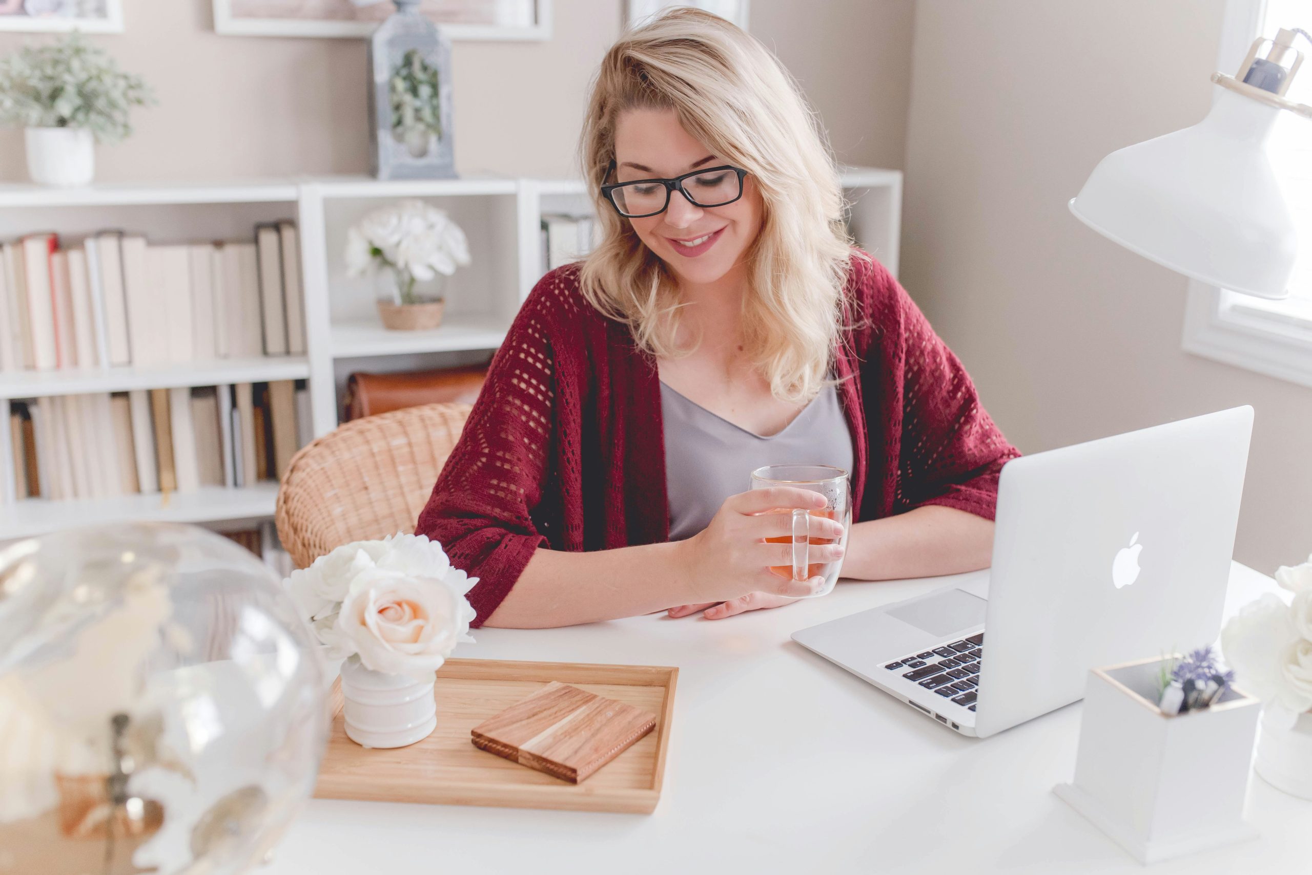 hire executive assistants